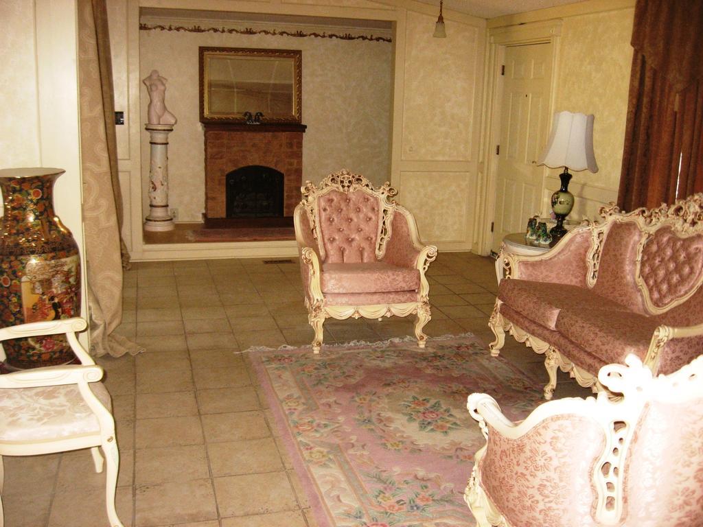 Shady Lady Bed And Breakfast Scottys Junction Экстерьер фото