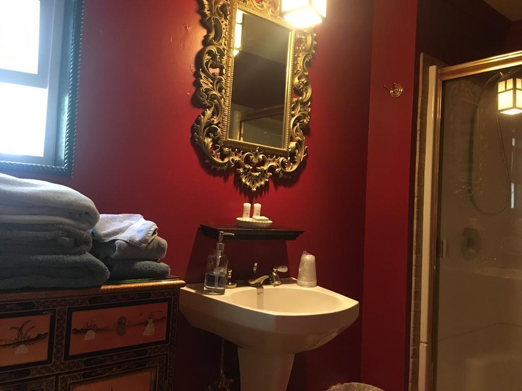 Shady Lady Bed And Breakfast Scottys Junction Экстерьер фото
